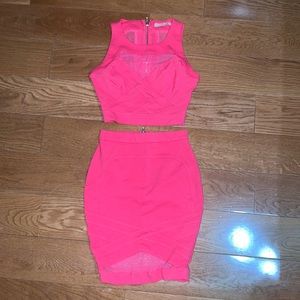 ❌SOLD ❌Guess Skirt and Crop Top Set